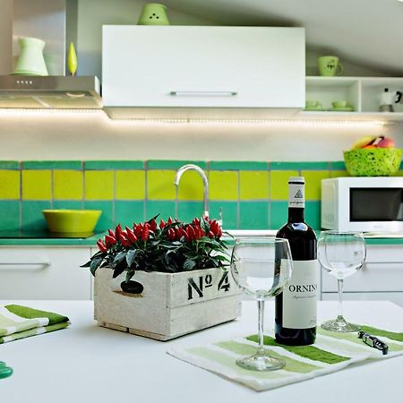 ポッピ Casa Vacanze - Matelda Bed & Breakfast エクステリア 写真