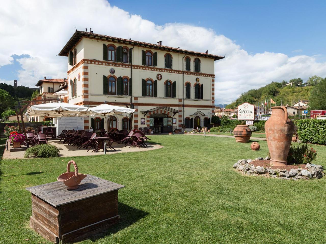 ポッピ Casa Vacanze - Matelda Bed & Breakfast エクステリア 写真