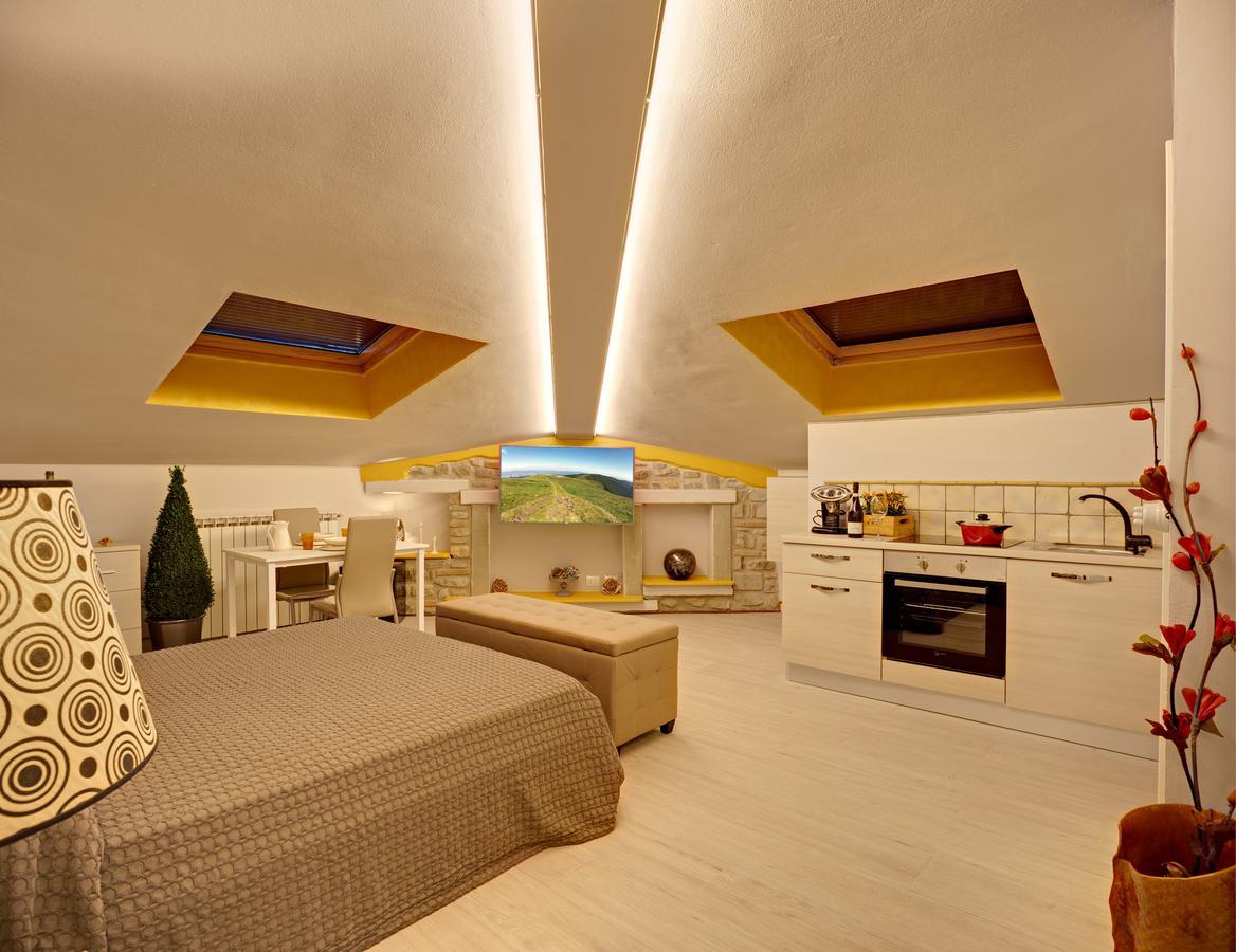 ポッピ Casa Vacanze - Matelda Bed & Breakfast エクステリア 写真