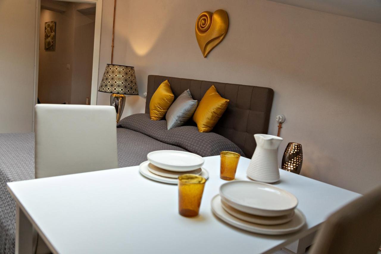 ポッピ Casa Vacanze - Matelda Bed & Breakfast エクステリア 写真