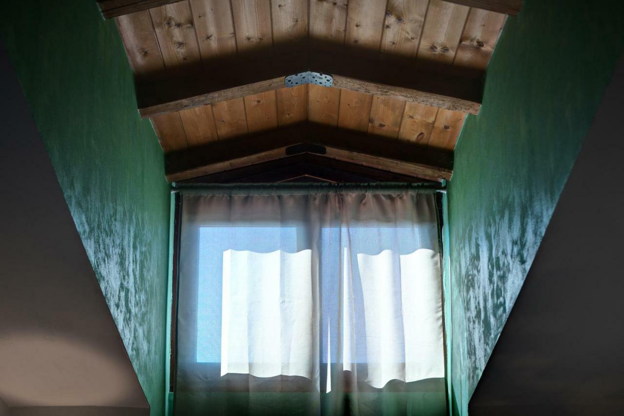 ポッピ Casa Vacanze - Matelda Bed & Breakfast エクステリア 写真