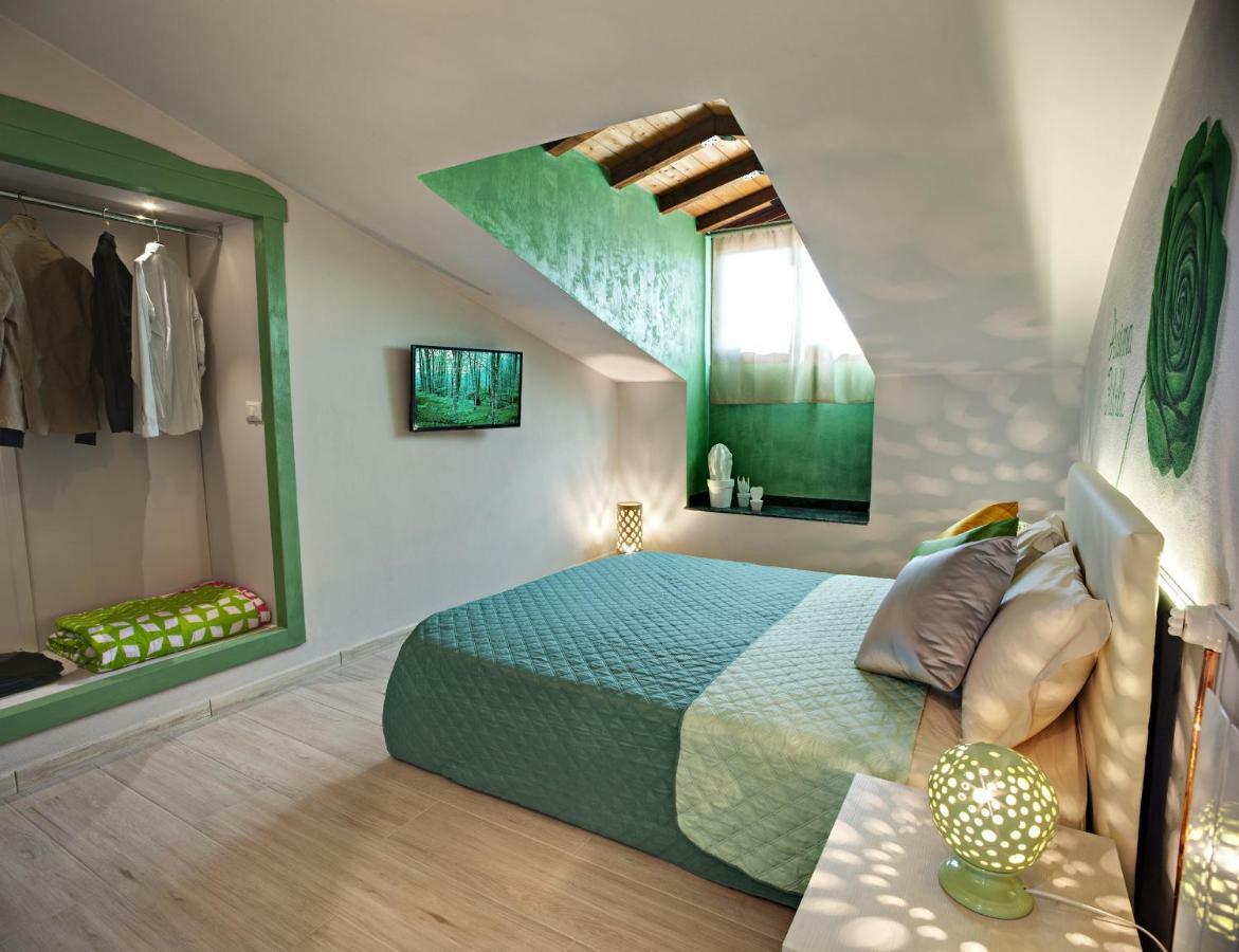 ポッピ Casa Vacanze - Matelda Bed & Breakfast エクステリア 写真