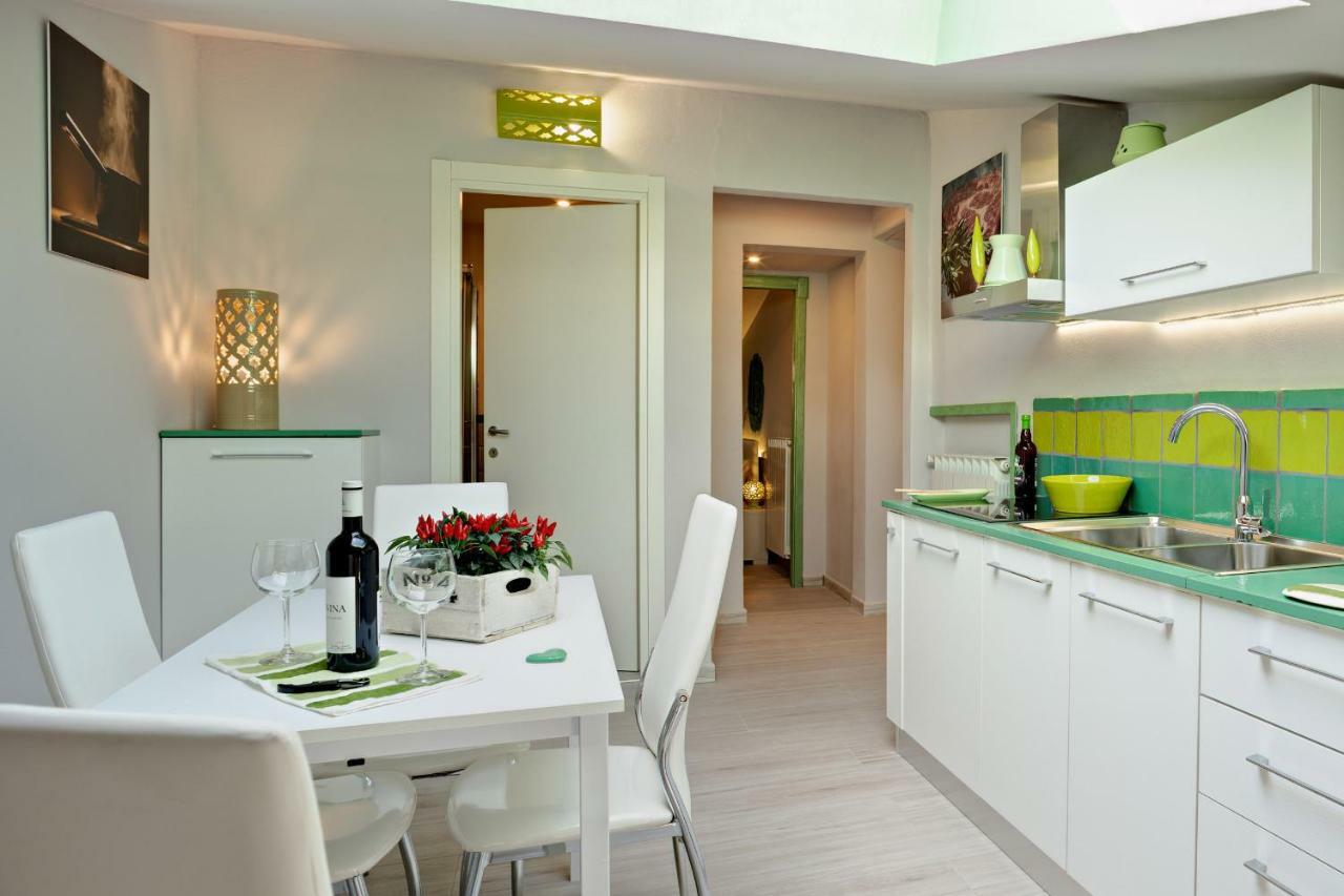 ポッピ Casa Vacanze - Matelda Bed & Breakfast エクステリア 写真